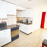 Central Park Holiday Apartment